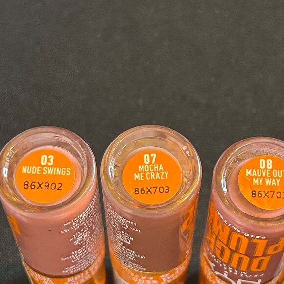 π¦5/$25βNYX 03 - NUDE SWINGS WARM NUDE DUCK PLUMP HIGH PIGMENT PLUMPING LIP GLOSS - Picture 6 of 12